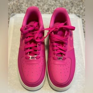 Women’s Nike shoes